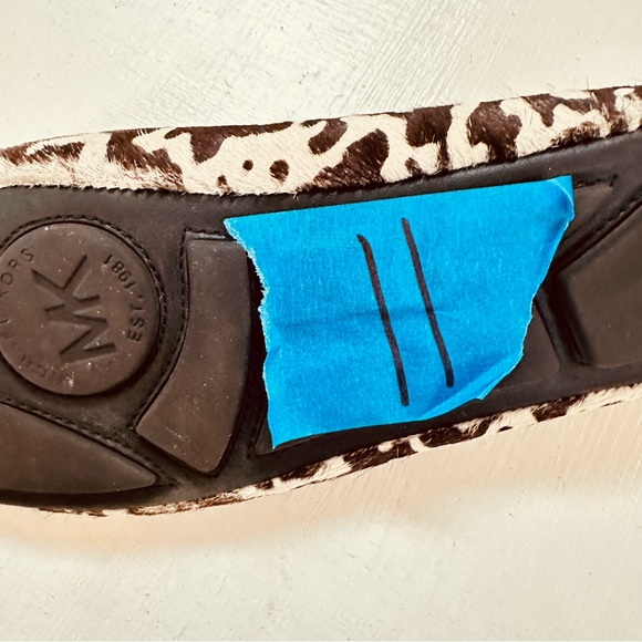 MK LOGO MICHAEL KORS  Animal Print Black White Brown LEATHER FLATS Size 6 M - Picture 7 of 12